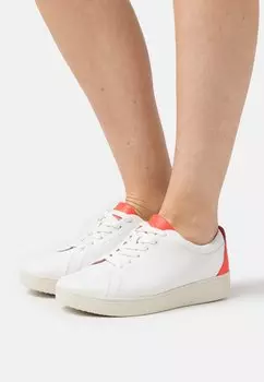 Кроссовки FitFlop