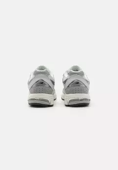 Кроссовки на шнуровке M2002 UNISEX New Balance, серый