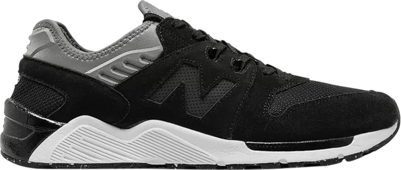 Кроссовки New Balance 009 Suede, черный
