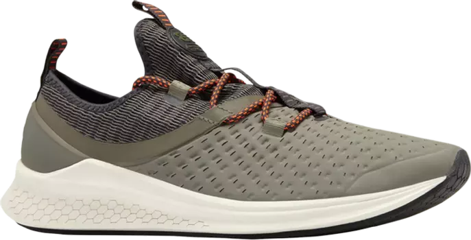 Кроссовки New Balance Fresh Foam LAZR Hyposkin 'Military', зеленый