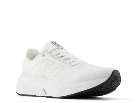 Кроссовки New Balance FuelCell Propel v5 Running Shoe — женские, белые