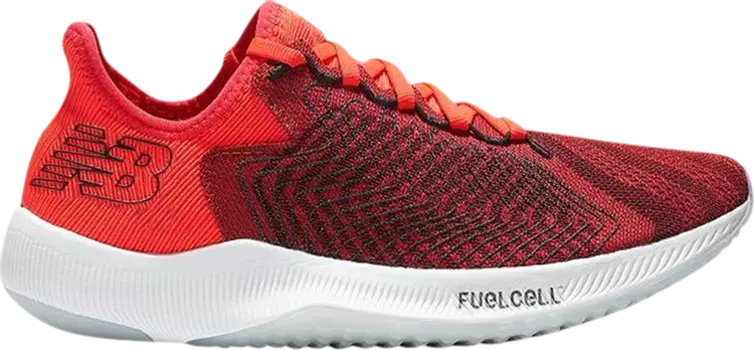 Кроссовки New Balance FuelCell Rebel 2E Wide 'Red', красный