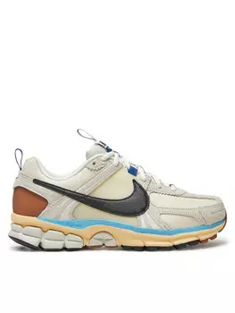Кроссовки Nike, бежевый