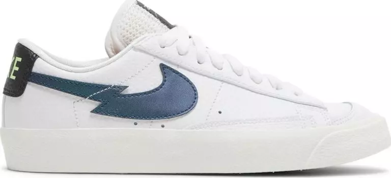 Кроссовки Nike Blazer Low '77 GS 'Lightning Bolt Swoosh', белый
