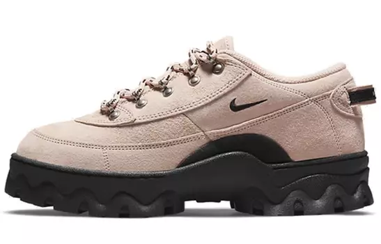 Кроссовки Nike Lahar женские