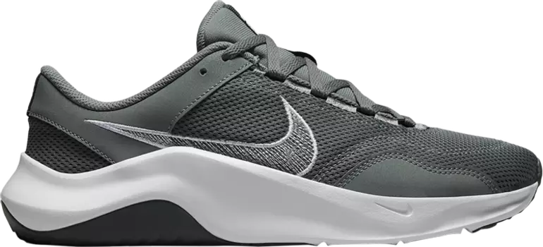 Кроссовки Nike Legend Essential 3 Next Nature 'Smoke Grey', серый