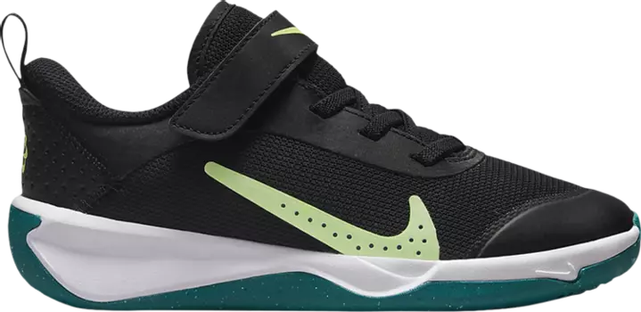 Кроссовки Nike Omni Multi-Court PS 'Black Barely Volt', черный