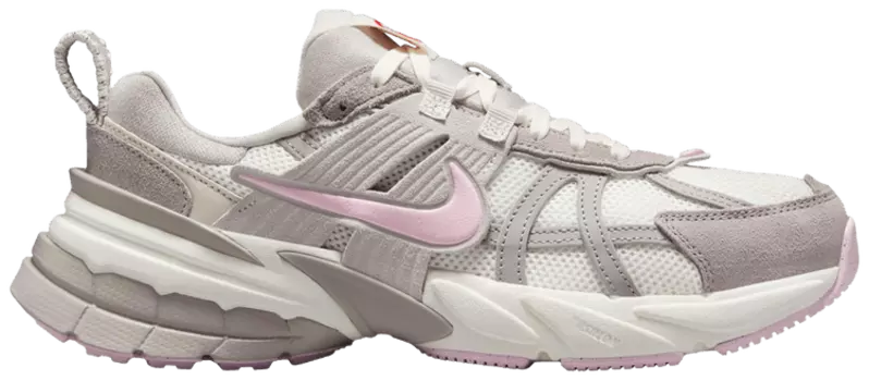 Кроссовки Nike Wmns V2K Run 'Valentine's Day 2025', кремовый