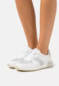 Кроссовки Tamaris