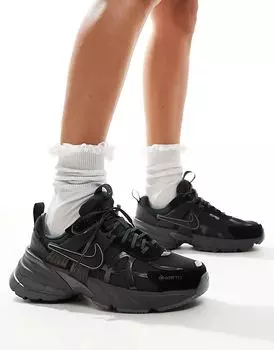 Кроссовки V2K Run черного цвета Nike