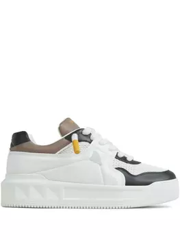 Кроссовки Valentino Garavani One Stud, белый