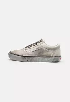 Кроссовки Vans
