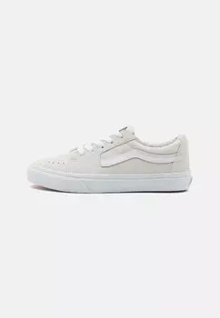 Кроссовки Vans