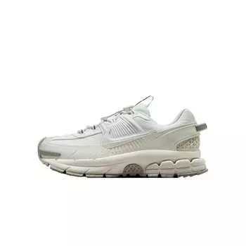 Кроссовки женские Nike, белый