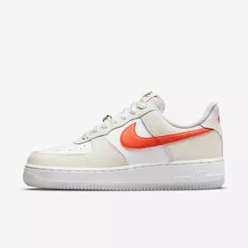 Кроссовки женские Nike, бежевый