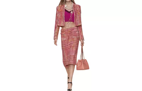 Куртка женская розовая Chanel