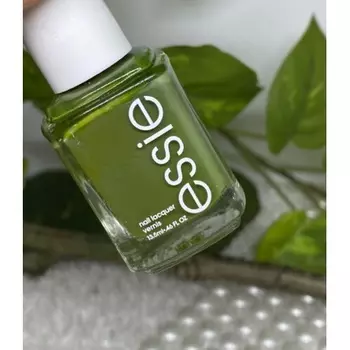 Лак для ногтей Essie Nail Lacquer № 1644 Heart of the Jungle Green 13,5 мл — новинка