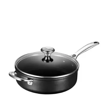 Le Creuset 4,25 Qt Сковорода с антипригарным покрытием и крышкой, белый