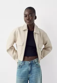 Легкая куртка Bershka, белый
