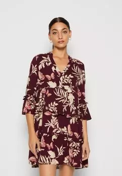 Летнее платье Vero Moda