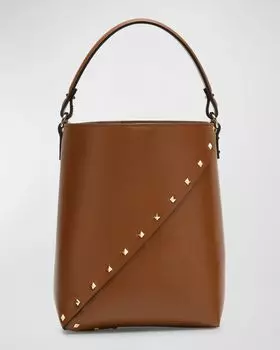 Маленькая кожаная сумка-мешок Wispy Rockstud Valentino Garavani, цвет Tobacco