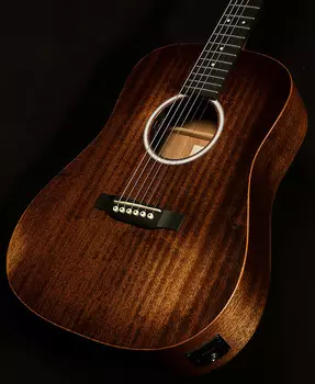 Martin Guitars D Jr-10E Streetmaster
