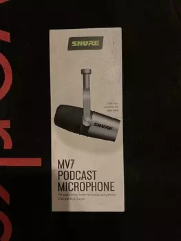 Микрофон для подкастов Shure MV7 Dynamic USB Podcast Microphone