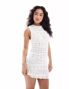 Мини-платье без рукавов от Miss Selfridge, связанное крючком, кремового цвета