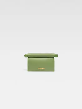 Мини-сумка take-away JACQUEMUS The small Rond Carr clutch, зеленый