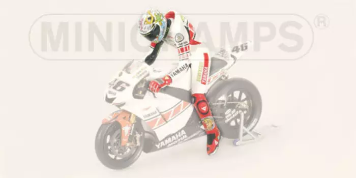 Minichamps, Фигурка Сидящего Валентино