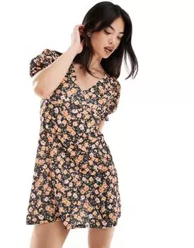 Miss Selfridge – мини-платье с пышными рукавами и узором