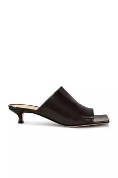 Мюли Bottega Veneta Stretchs, цвет Fondant