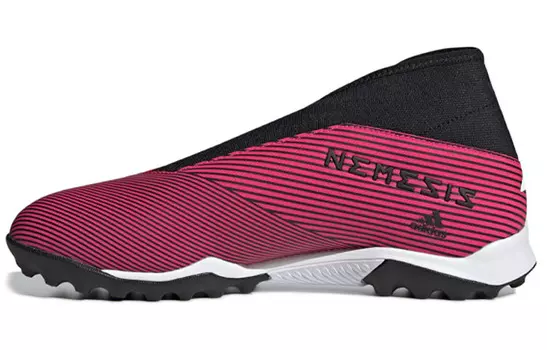 Мужские футбольные кроссовки Adidas Nemeziz