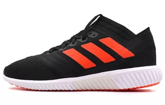 Мужские футбольные кроссовки Adidas Nemeziz