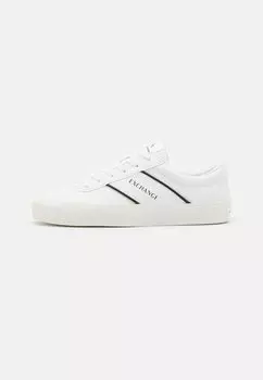Низкие кеды Armani Exchange, цвет Optic White/Black