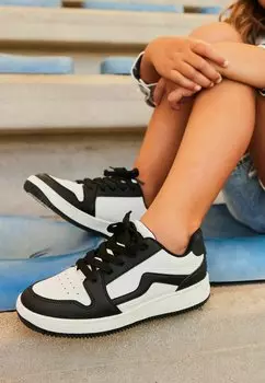 Низкие кеды Next, цвет white black