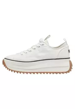Низкие кроссовки Tamaris, белые