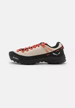 Обувь для походов Salewa