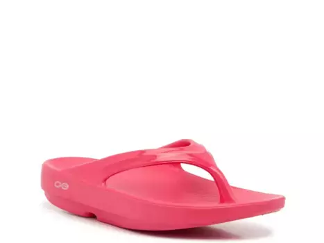 OOlala Шлепанцы - женские Oofos, Neon Berry Pink