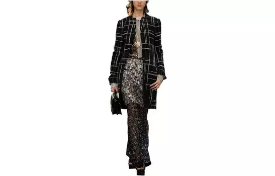 Пальто женское черное Chanel
