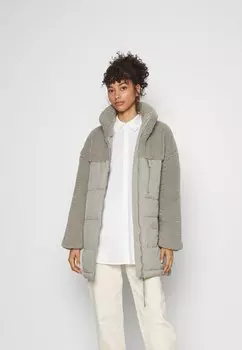 Пальто зимнее Vero Moda, серый