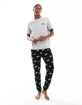 Пижамный комплект Lacoste с логотипом