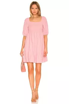 Платье BCBGeneration Square Neck Smocked, цвет Cherry Blossom