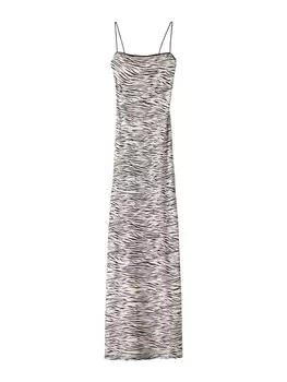 Платье Bershka, белый