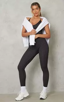 PrettyLittleThing Черный фактурный бесшовный комбинезон на бретелях