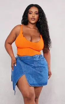 PrettyLittleThing Оранжевый вязаный укороченный топ с фестончатыми краями и бретелями Plus