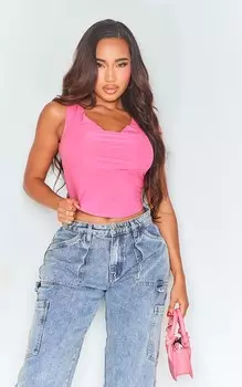 PrettyLittleThing Ярко-розовый обтягивающий укороченный топ без рукавов с воротником-хомутом