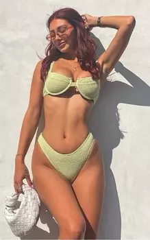 PrettyLittleThing Зеленые плавки бикини с жатым узором Cheeky Bum