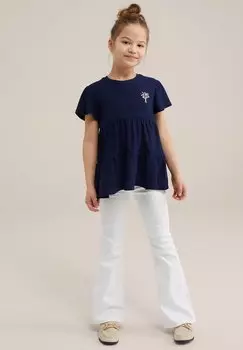 Принт на футболке WE Fashion, синий