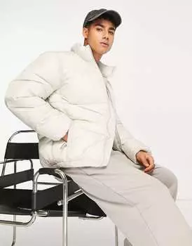 Пуховик Pull&Bear цвета экрю